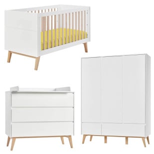 Pack chambre bébé évolutive Swing Pinio avec lit 70x140, commode à langer et armoire 3 portes bois et blanc