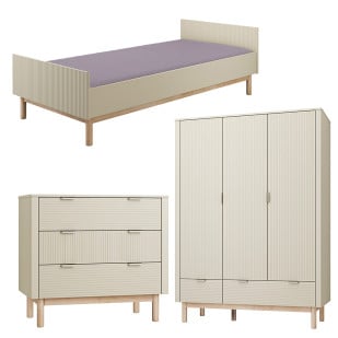 Pack chambre enfant Miloo champagne avec lit 90x200, commode 3 tiroirs et armoire 3 portes – mobilier Pinio au design rainuré