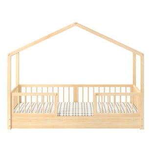 Lit cabane au sol évolutif Dream Nest naturel 80x160 en bois de pin massif, marque Bellamy, fabriqué en Pologne et disponible chez Jurassien.
