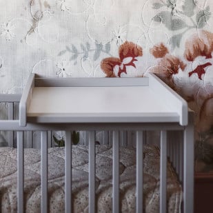 Lit bébé à barreaux évolutif avec table à langer design - Maxim