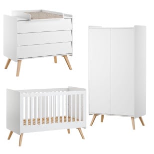 Pack trio chambre bébé avec lit 70x140 cm, commode à langer et armoire 2 portes collection Vintage de la marque Vox, finition blanche avec pieds en bois de chêne massif