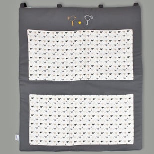 Rangement mural Cocotte avec poches à motifs de petites poules et cœurs, idéal pour le lit bébé - Pony design.