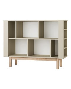 Bibliothèque basse pour chambre enfant Miloo Pinio avec casiers de rangement ouverts coloris champagne