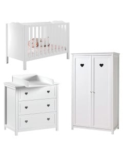 Chambre bébé Amori en bois blanc avec lit, commode, armoire 2 portes, design cœur, vendu par Jurassien, marque Jaxx