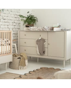 Meuble à langer multifonction Petite Lune Pinio, 3 tiroirs et 1 placard, bois massif et MDF, style scandinave