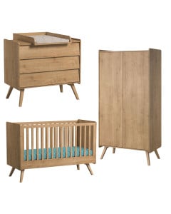 Pack trio chambre bébé avec lit 70x140 cm, commode à langer et armoire 2 portes collection Vintage de la marque Vox Meubles, finition chêne en bois massif et panneau