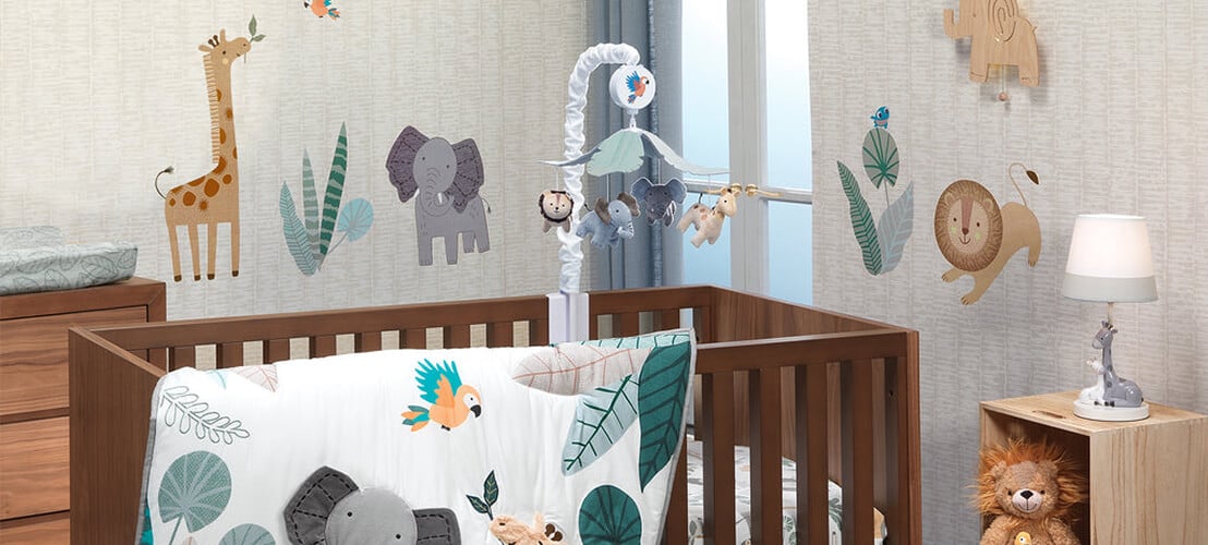 Chambre bébé avec une décoration sur le thème Safari