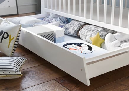 Tiroirs pour lit bébé - solutions de rangement pratiques et discrètes